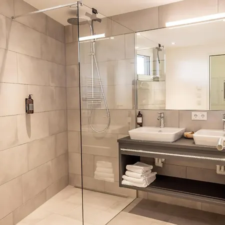 Alp Living Self-check In Apartamento *