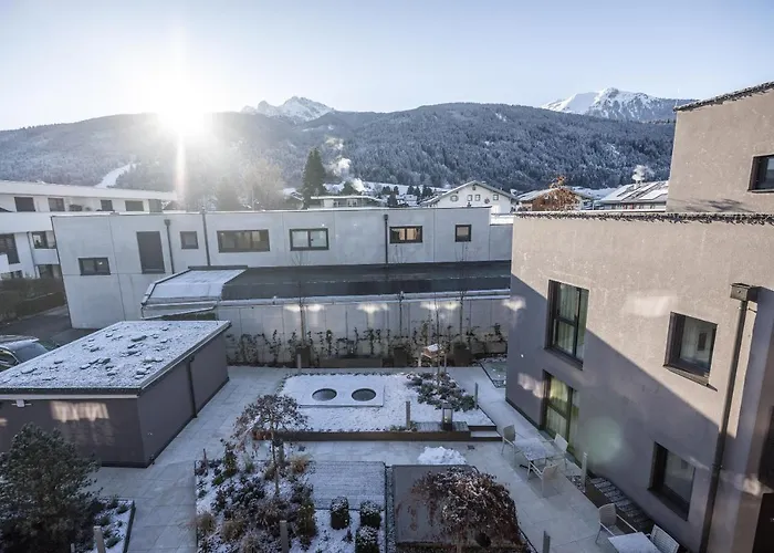 Alp Living Self-check In Apartment