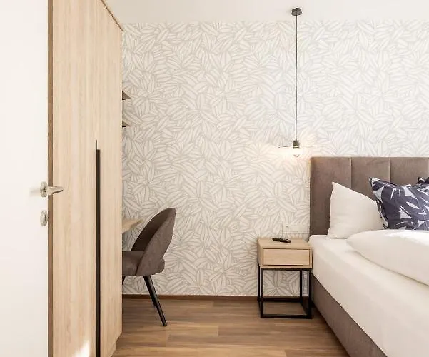 Alp Living Self-check In إنسبروك