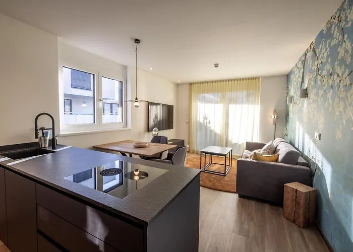 Alp Living Self-check In Apartment