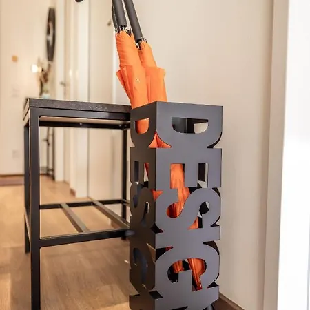 Alp Living Self-check In Daire *